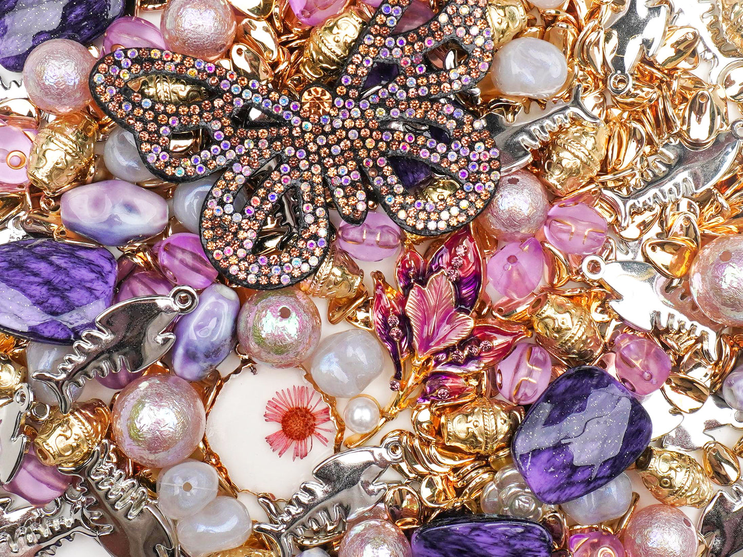 JP0512.ラグジュアリー：猫様のディナー