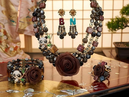 JP0462.ラグジュアリー：夜ふかしパンダ